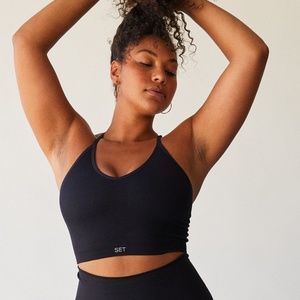 SETactive Ribbed V Sports Bra